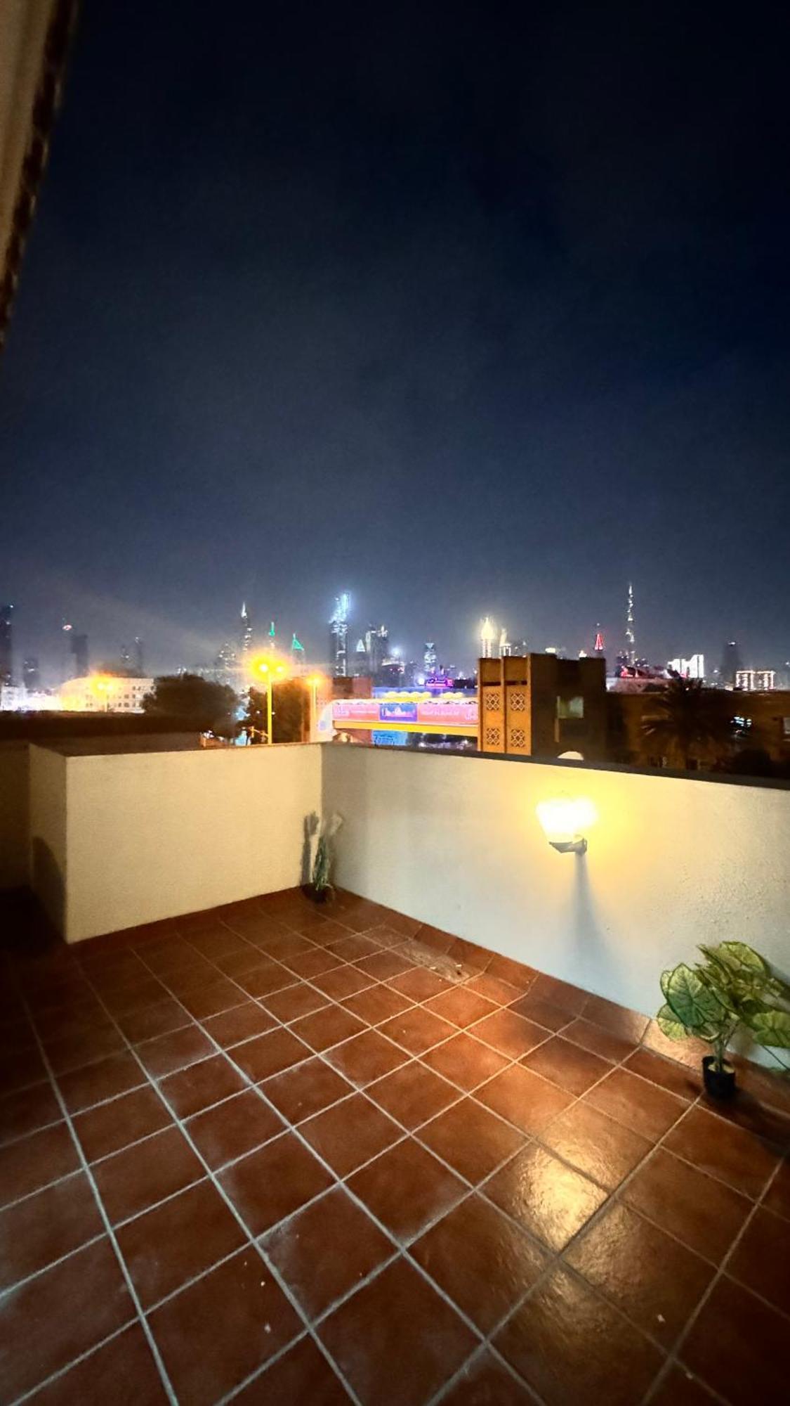 White House Hotel Dubai Bagian luar foto